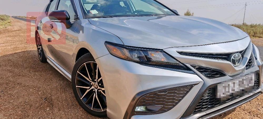 تۆیۆتا کامری